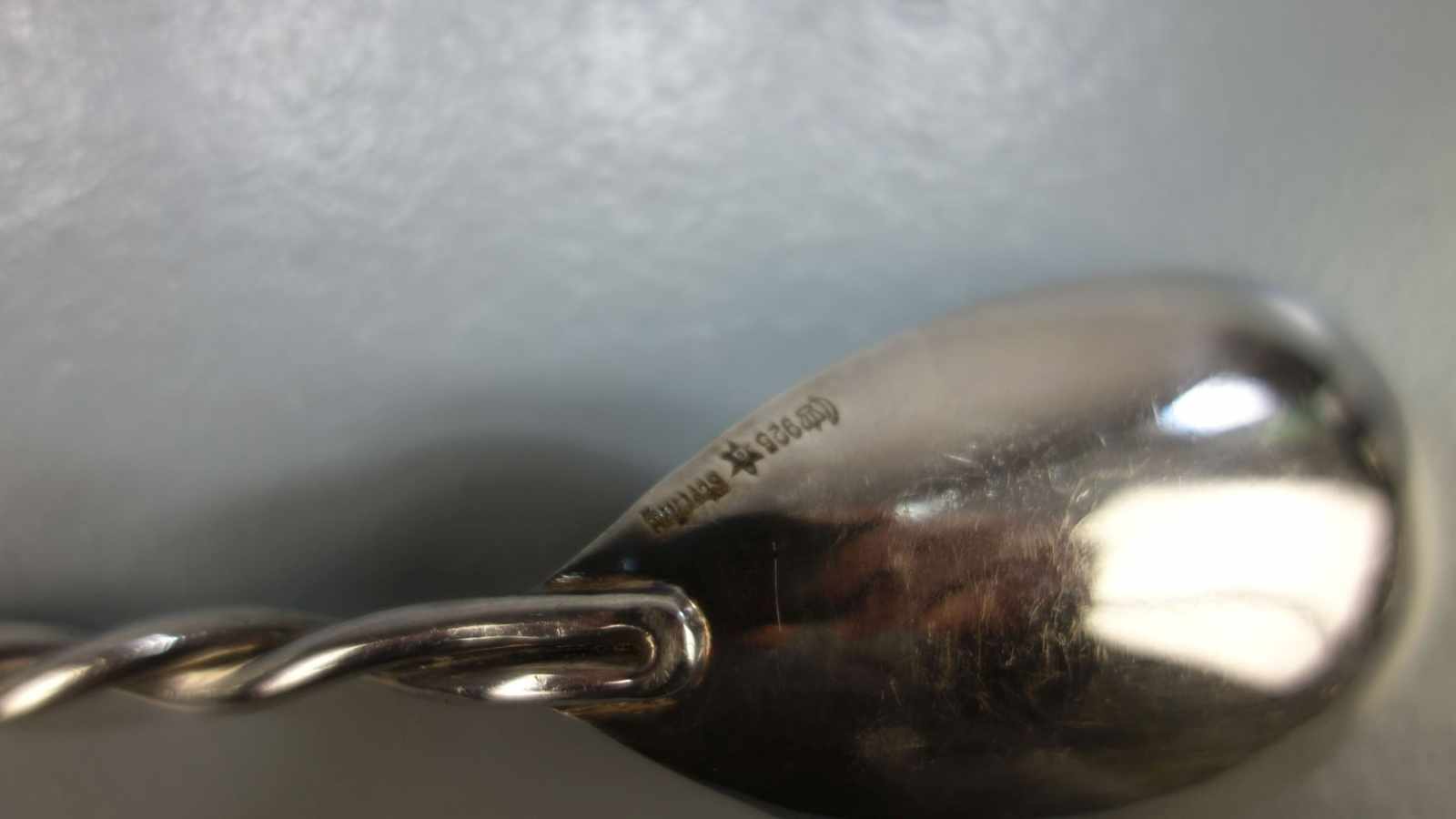 SILBERNER VORLEGELÖFFEL / SAHNELÖFFEL / silver serving spoon, deutsch, Sterlingsilber, 53 Gramm. - Image 3 of 3