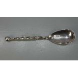 SILBERNER VORLEGELÖFFEL / SAHNELÖFFEL / silver serving spoon, deutsch, Sterlingsilber, 53 Gramm.