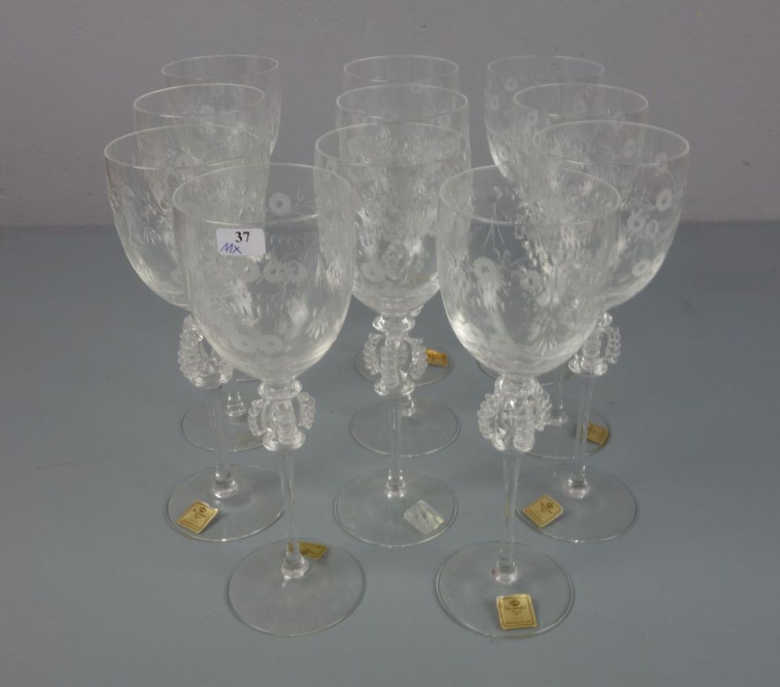 11 GLÄSER / WEINGLÄSER / 11 wine glasses, Manufaktur Theresienthal, Zwiesel, auf dem Stand gemarkt - Image 4 of 5