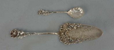 VORLEGEBESTECK: TORTENHEBER und ZUCKERLÖFFEL / cake server and sugar spoon, 20. Jh., Dekor "