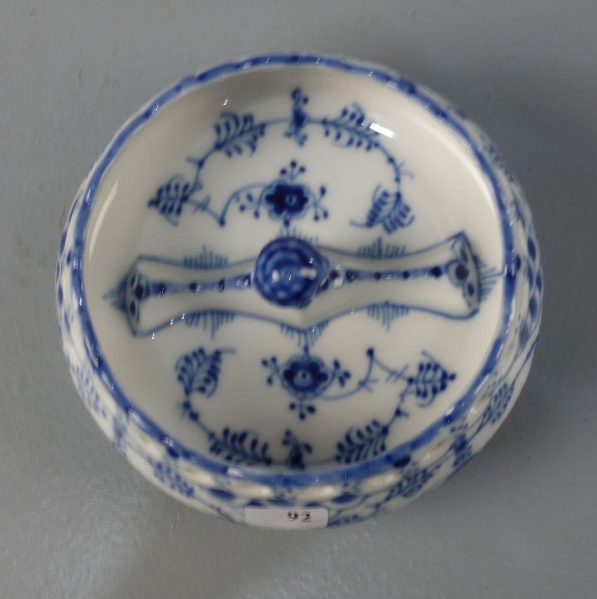 SCHALE / CABARET / RINGSCHALE / bowl, "MUSSELMALET VOLLSPITZE", Porzellan, Manufaktur Royal - Image 2 of 4