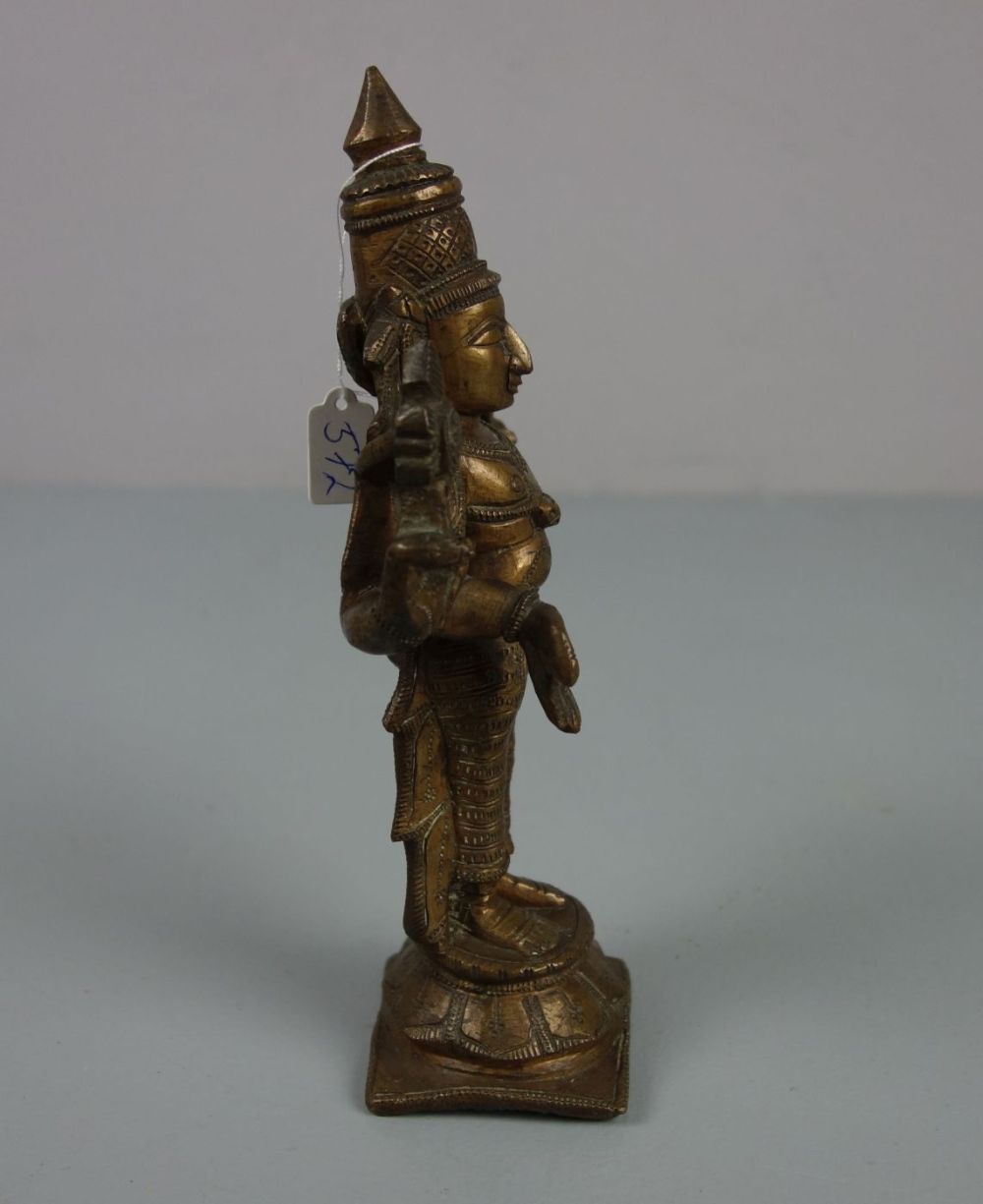 SKULPTUR / sculpture: "Stehende Gottheit - Vishnu / Lakshmi", Bronze - Vollguss, hellbraun - Image 4 of 4