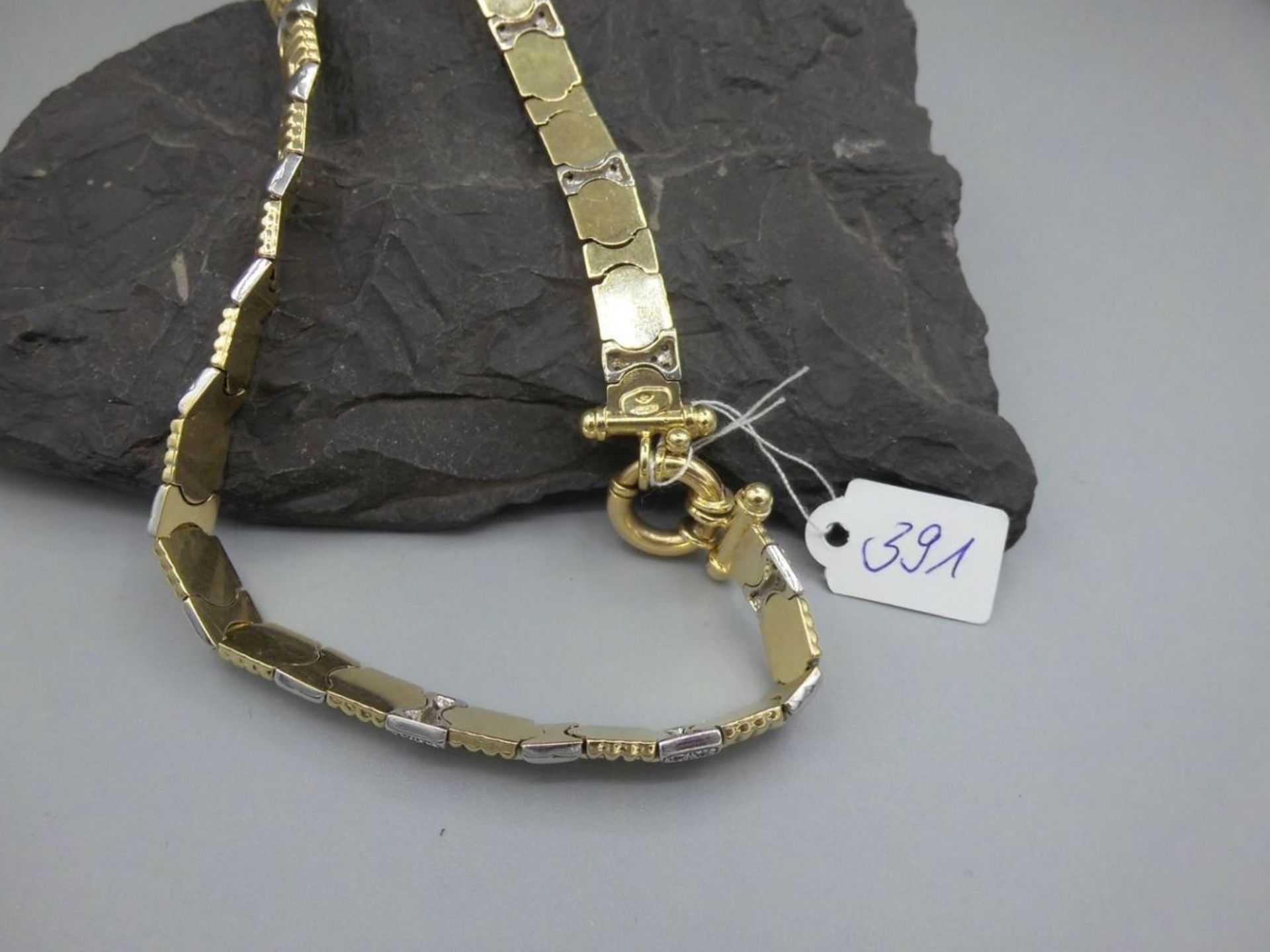 BICOLOR - KETTE IM BULGARI - STIL, 585er Gold (42,9 g), bezeichnet "Italy"; großer Ringverschluss. - Bild 3 aus 3