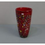 MURANO - GLASVASE "Mille fiori", dickwandiges farbloses Glas mit rotem Unterfang, eingeschmolzenen
