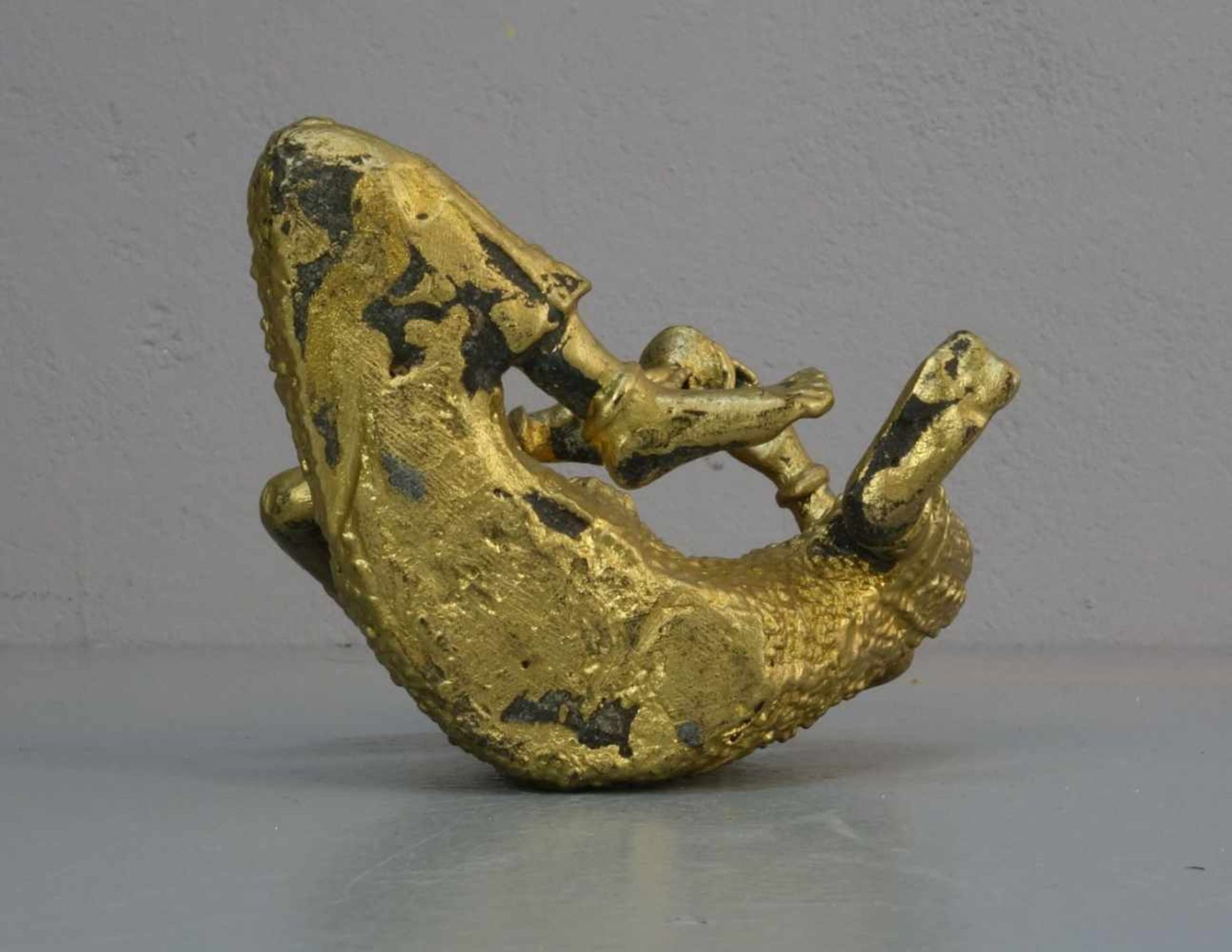 SKULPTUR / sculpture: "Tempelwächter", Bronze mit Goldbronzierung, wohl Thailand, 20. Jh.. - Bild 5 aus 5