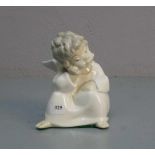 FIGUR: "Ruhender Engel" / porcelain figure: "angel", Porzellan, Manufaktur Lladro, Spanien, unter