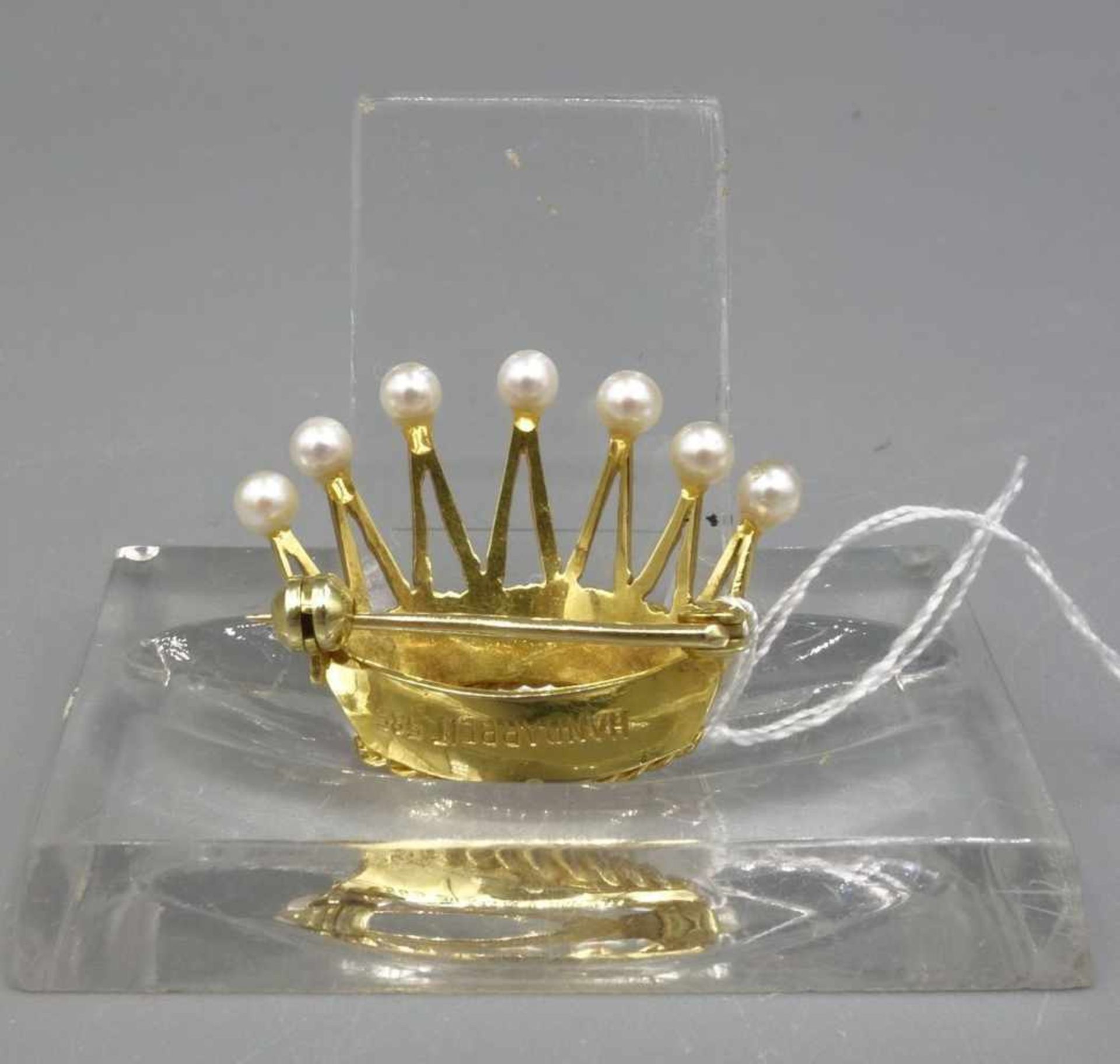 BROSCHE in Kronenform mit Perlenbesatz / brooch, 585er Gelbgold (4,2 g). Unikat - gefertigt in - Bild 2 aus 3