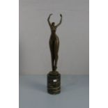 JUNO (Bildhauer des 20./21. Jh.), Skulptur / sculpture: "Weiblicher Akt / Tänzerin", Bronze,