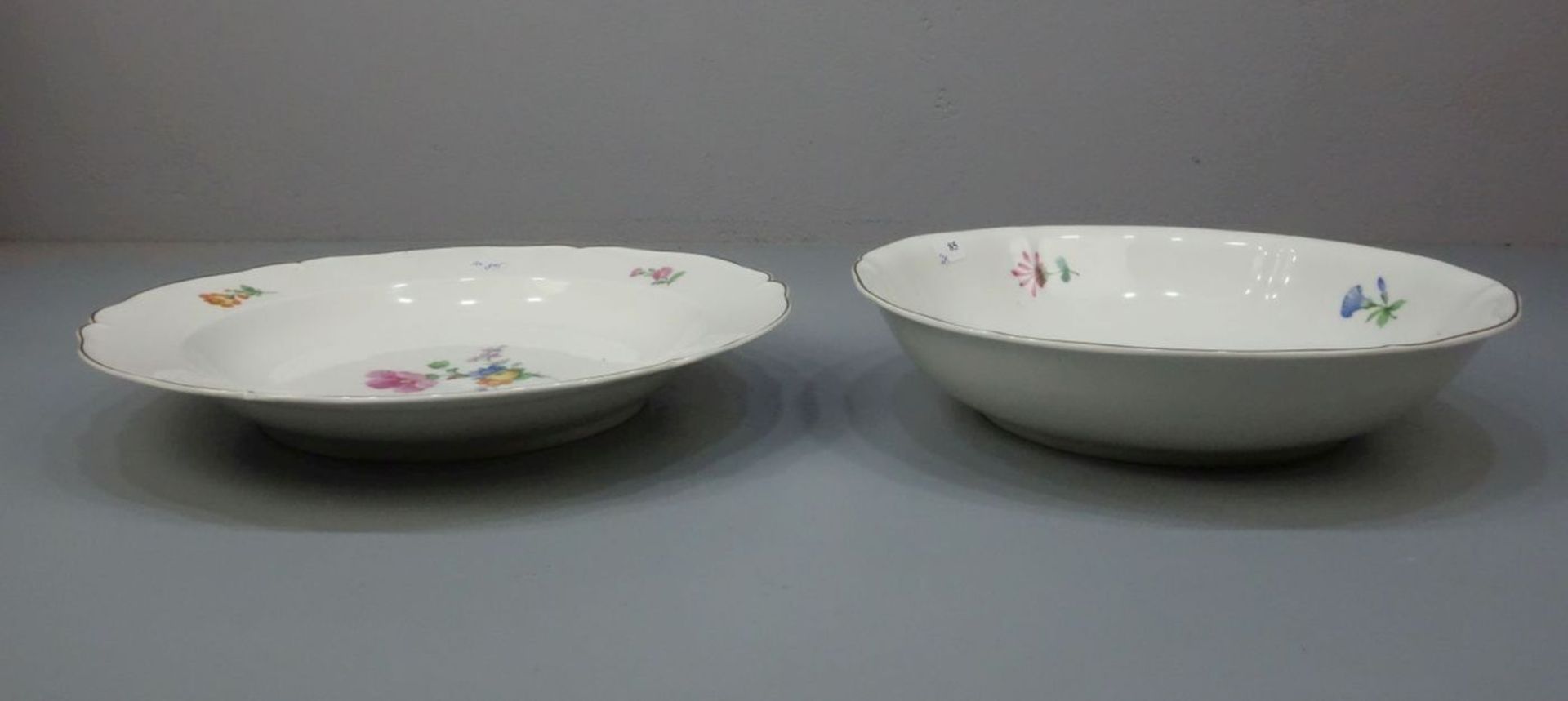 2 SCHALEN / bowls, Porzellan, KPM - Königliche Porzellanmanufaktur Berlin, unterglasurblaue - Bild 4 aus 4