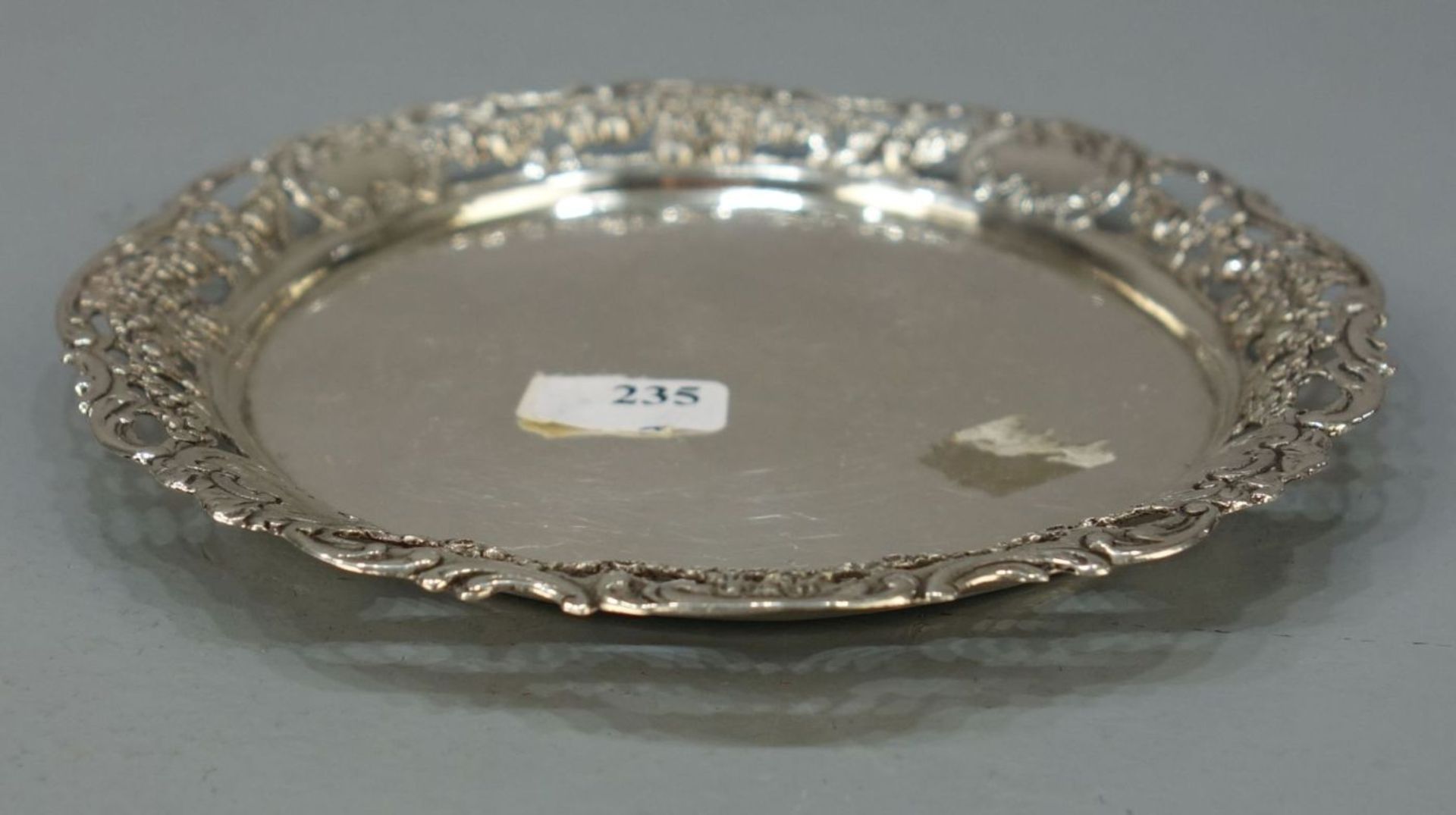 SILBERNER UNTERSETZER / silver dripmat, 800er Silber (72 g), gepunzt mit Feingehaltangabe und - Bild 2 aus 3