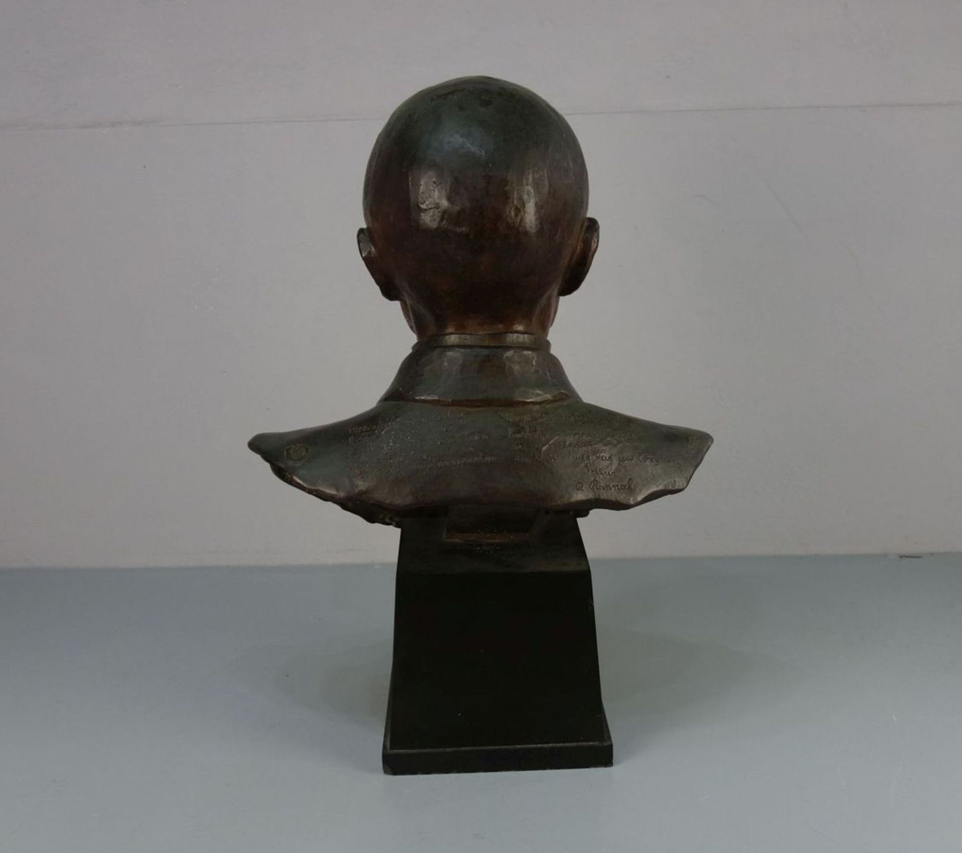 DE MAEGT, JOHAN (1906-1987, belgischer Maler und insbesondere Bildhauer), Skulptur / sculpture: " - Bild 3 aus 5