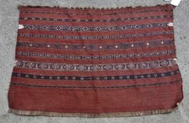 YOMUD: TSCHOWAL oder TORBA / NOMADEN TEPPICH / rug, Turkestan, Ende 19. Jh.. Rotgrundiger Teppich