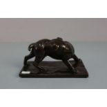 ANIMALIER / TIERBILDHAUER DES 19./20. JH.: Skulptur / sculpture: "Hund / Dogge", Bronze, dunkelbraun