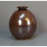 JÜRGENS, ACKI (geb. 1949), Studiokeramik: "Vase", heller Scherben, braun glasiert mit leichter