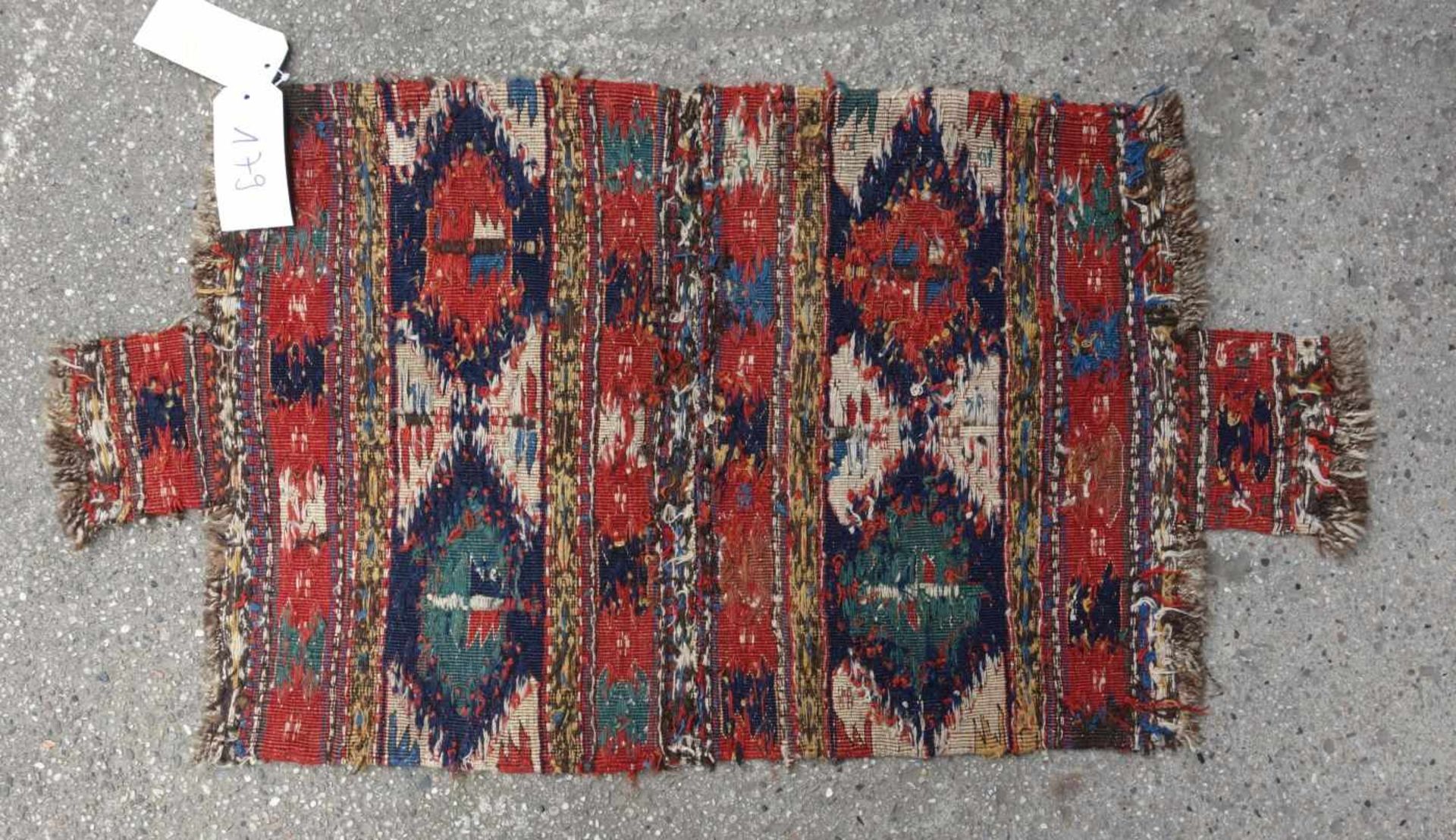 MAFRASCH / TASCHE / NOMADEN TEPPICH / rug, um 1880, Kaukasus, Nadelarbeit, Sammlerstück. Teppich - Image 4 of 5