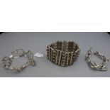 KONVOLUT VON 3 ARMBÄNDERN / bracelets, Silber (insgesamt 222 g). 1. Armband aus 835er Silber,