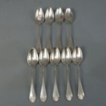 9 KAFFEE - ODER TEELÖFFEL / 9 silver spoons, 800er Silber (insgesamt 186,5 g), gepunzt mit Halbmond,