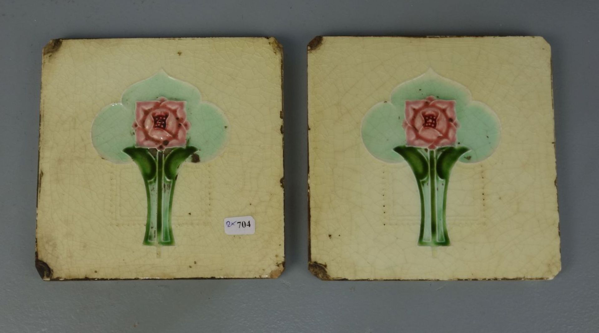 PAAR JUGENDSTIL-FLIESEN / two art nouveau tiles, um 1900, Keramik. Manufaktur Minton & Hollins /