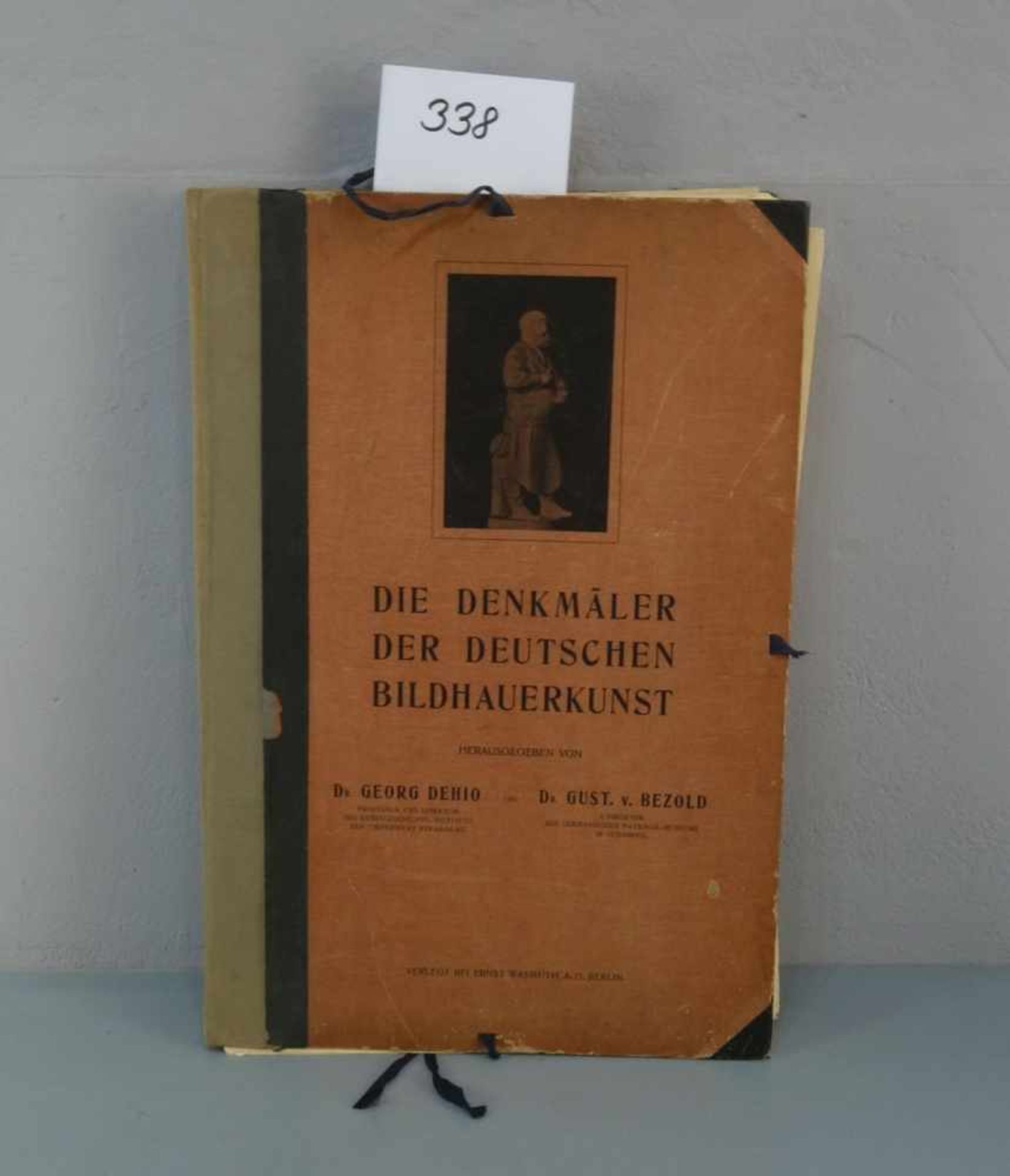 MAPPE: "Die Denkmäler der deutschen Bildhauerkunst, herausgegeben von Dr. Georg Dehio und Dr. Gustav