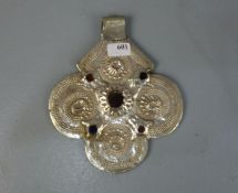 BERBER-SCHMUCK: Anhängerscheibe / oriental jewellery, Midelt / Marokko, Silber, Glas und