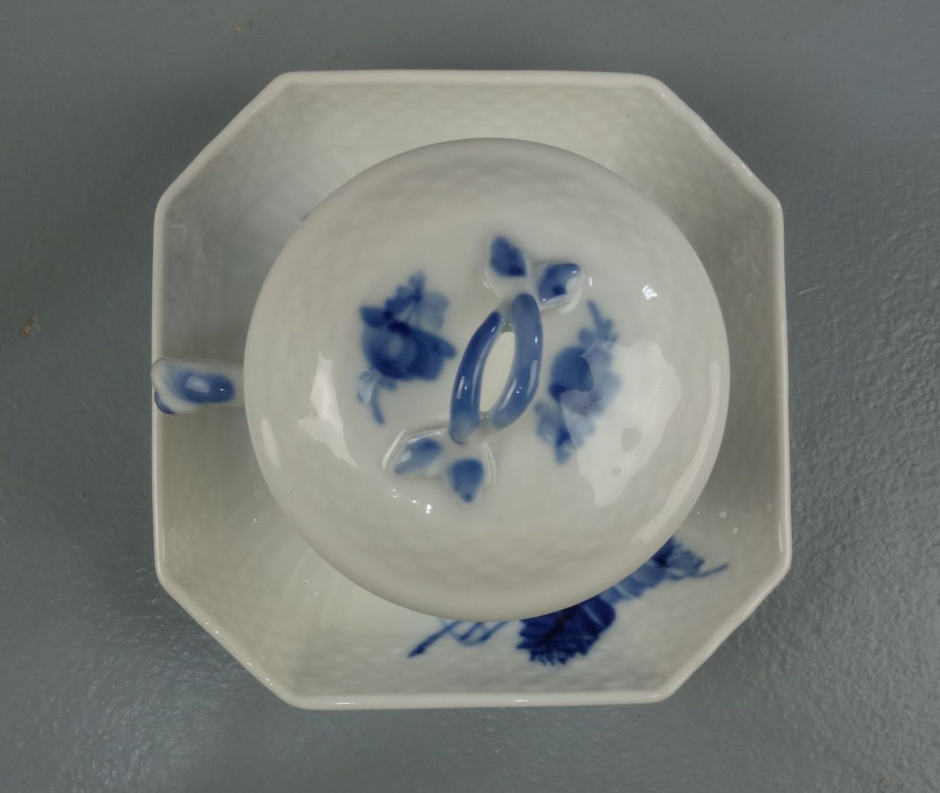 DECKELTASSEN / MOCK TURTLE - TASSEN / SCHOKOLADENTASSEN "Blaue Blume" / porcelain cups, Porzellan, - Image 5 of 7