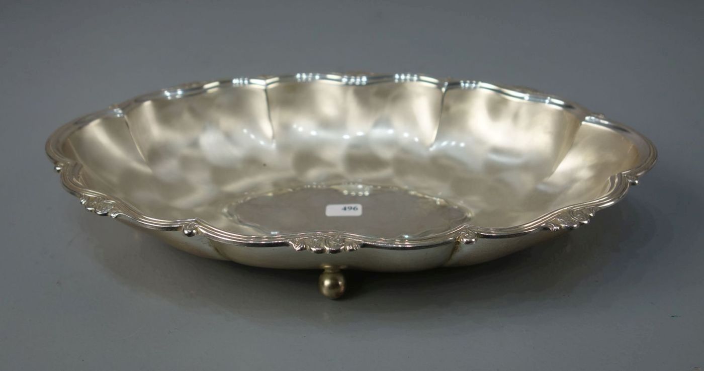 VERSILBERTE SCHALE / plated bowl, WMF - Württembergische Metallwarenfabrik Geislingen. Geschweifte,