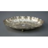 VERSILBERTE SCHALE / plated bowl, WMF - Württembergische Metallwarenfabrik Geislingen. Geschweifte,