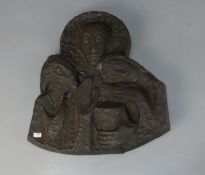 BILDHAUER DES 20./21. Jh., Skulptur / Relief: "Abendmahl in Emmaus", Bronze, dunkelbraun patiniert,