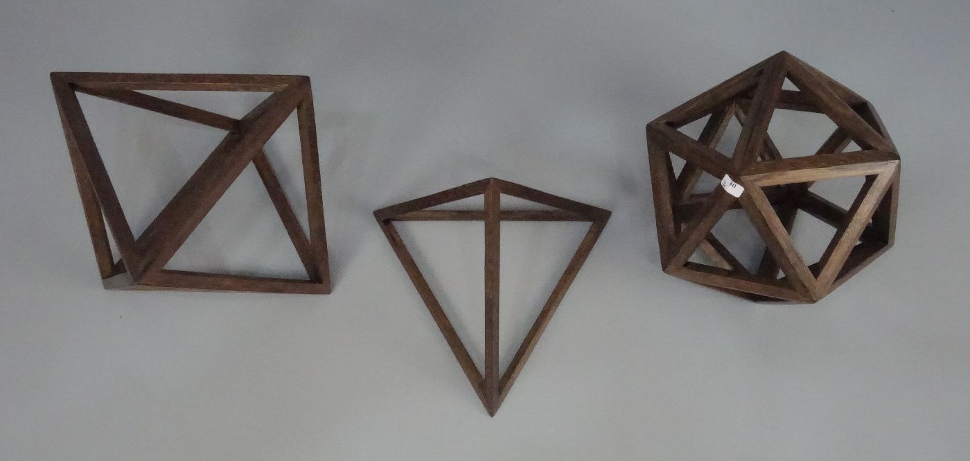 GEOMETRISCHE SKULPTUREN / wooden sculptures: STEREOMETRISCHE FIGUREN / PLATONISCHE KÖRPER: - Bild 2 aus 2