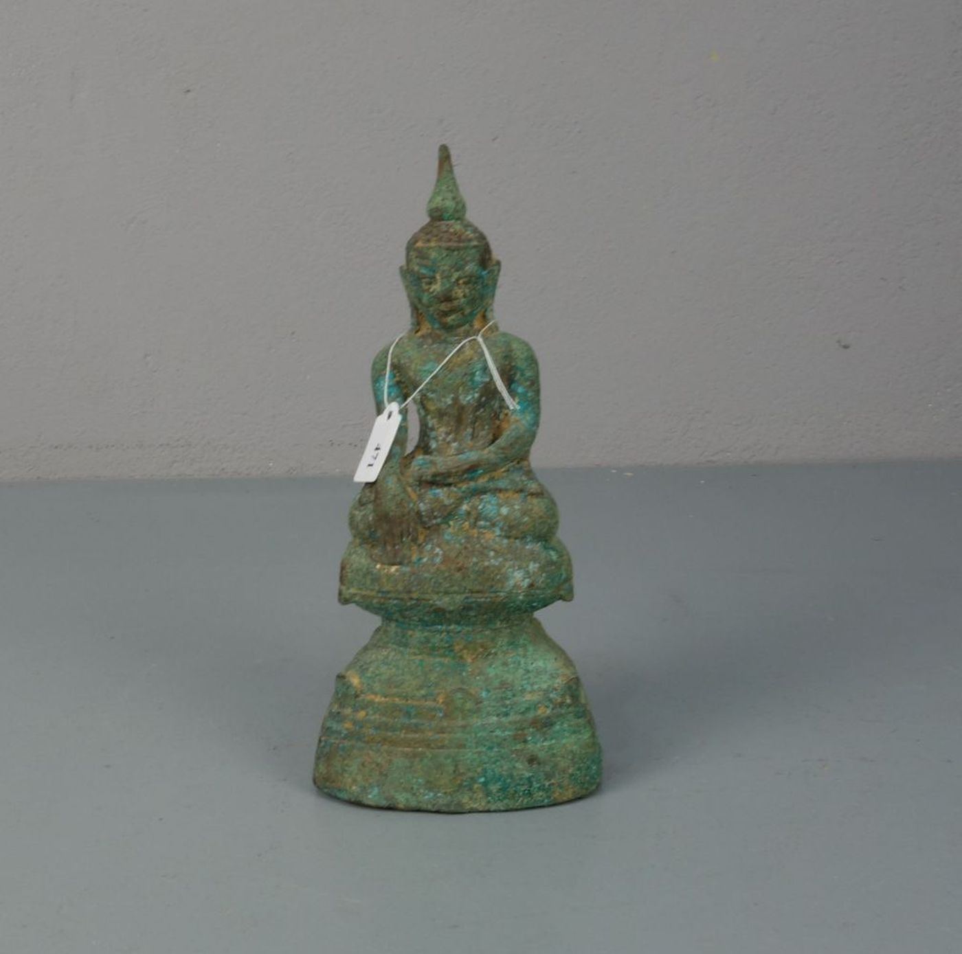 SKULPTUR / sculpture: "Buddha", Bronze, grün patiniert, Burma, Shan-Zeit (Tai Yai, 1315-1948, wohl