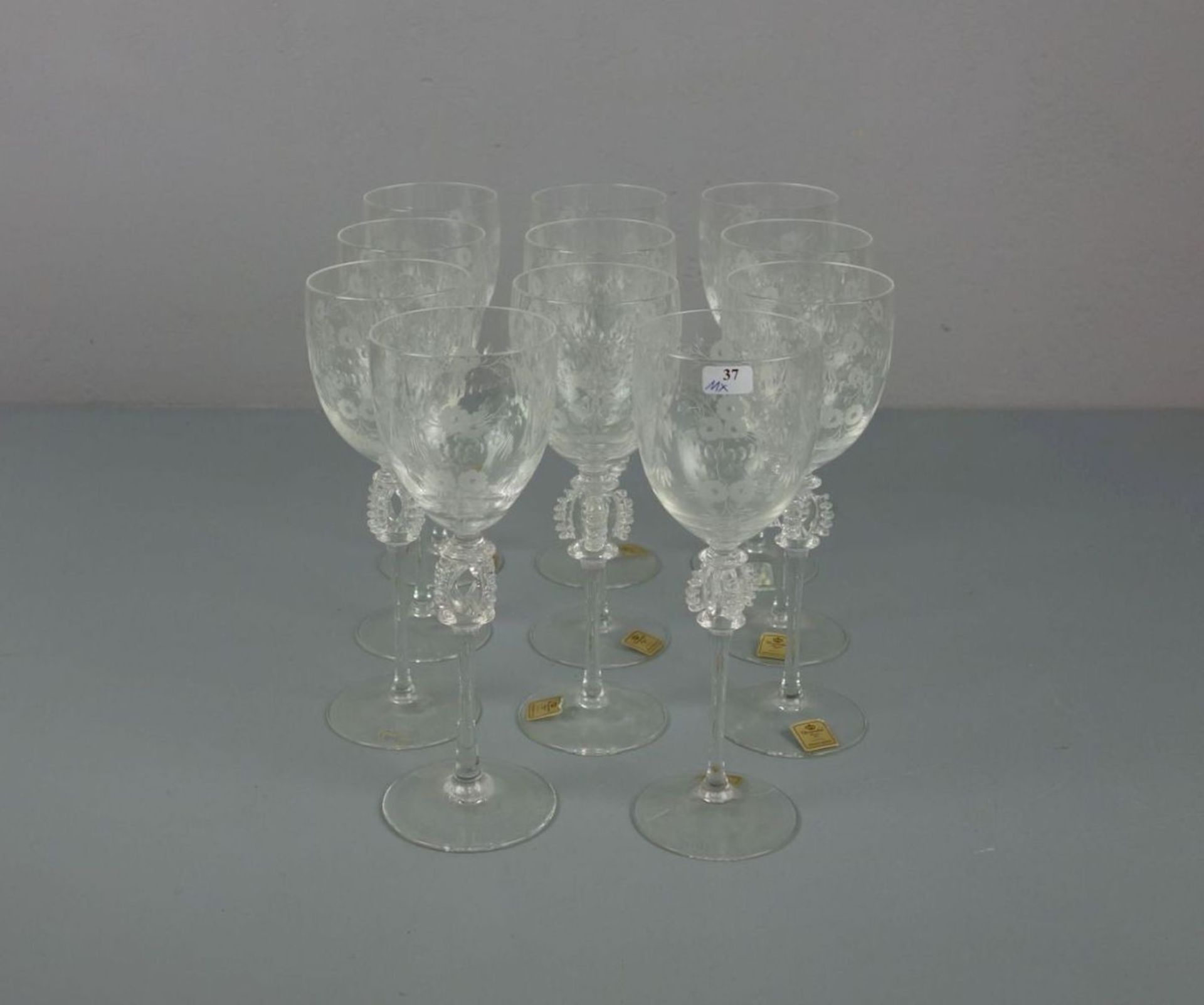 11 GLÄSER / WEINGLÄSER / 11 wine glasses, Manufaktur Theresienthal, Zwiesel, auf dem Stand gemarkt