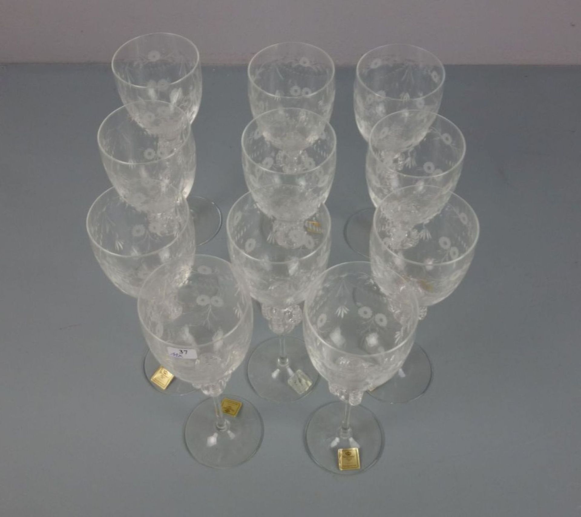 11 GLÄSER / WEINGLÄSER / 11 wine glasses, Manufaktur Theresienthal, Zwiesel, auf dem Stand gemarkt - Bild 5 aus 5