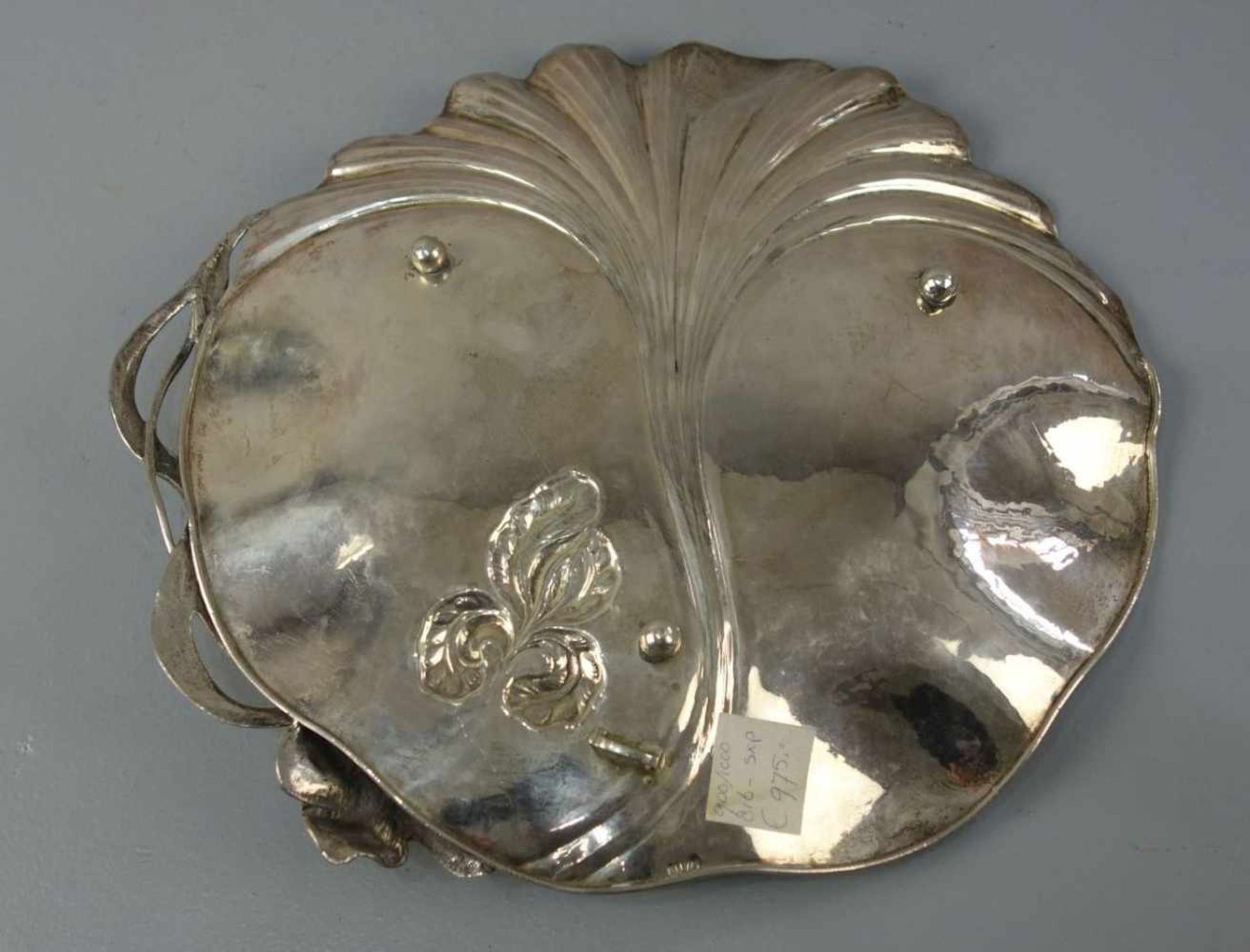 SILBERNE SCHALE MIT FLORALDEKOR im Stil des Jugendstils / silver bowl with gingko and flag lily - Image 3 of 3