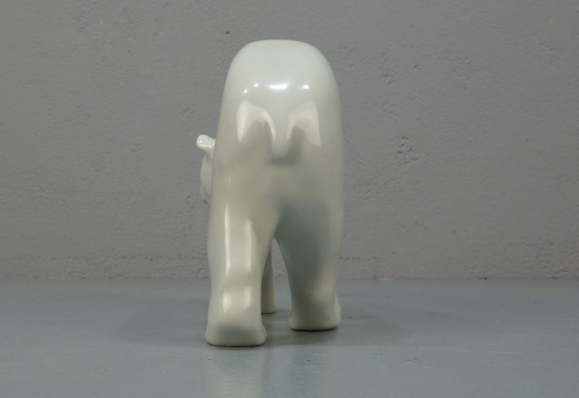 FIGUR: "Eisbär" / porcelain figure: "ice bear", Porzellan, Manufaktur Royal Copenhagen, Dänemark; - Bild 4 aus 5