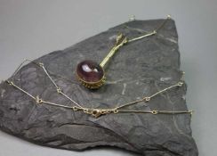 HANDGEFERTIGTES UNIKAT: COLLIER / KETTE MIT RUTIL - AMETHYST im Cabochonschliff, 585er Gelbgold (