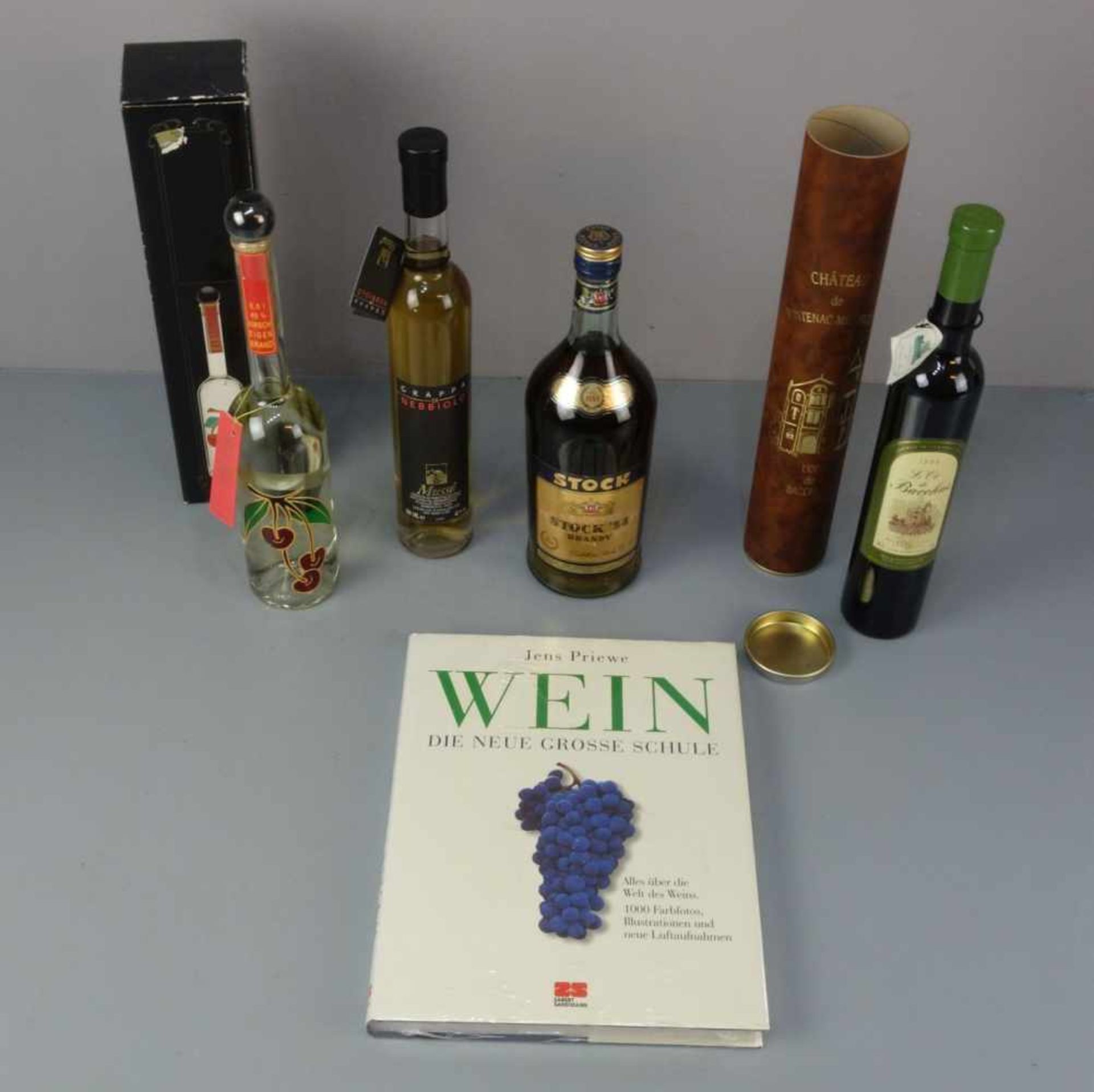 KONVOLUT SPIRITUOSEN UND BUCH zum Thema Wein, Jens Priewe: "Wein. Die neue große Schule", Verlag - Image 2 of 2