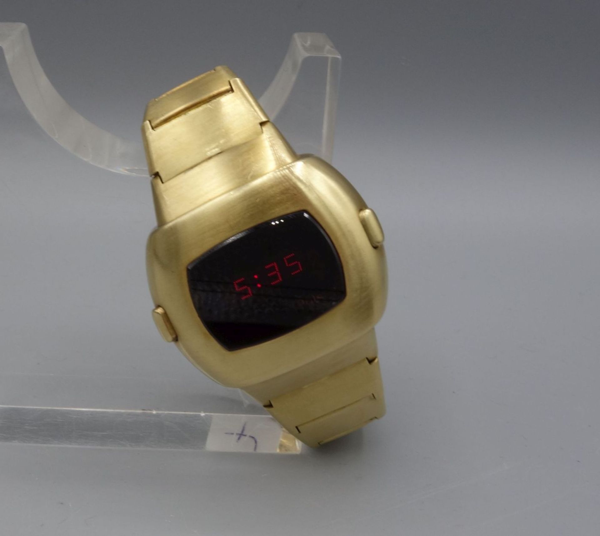 GOLDENE ARMBANDUHR / DIGITALUHR : Pulsar P3 "Date Command" / digital watch, 1970er Jahre, Gehäuse