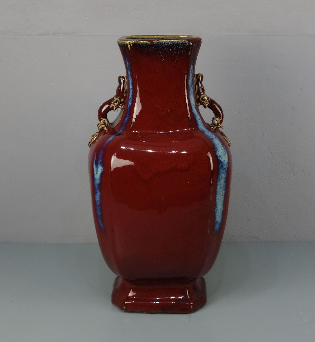 GROSSE OCHSENBLUT-VASE / Sang-de-Boeuf-Vase / chinese ox blood vase, China, wohl 20. Jh., Keramik - Bild 3 aus 5