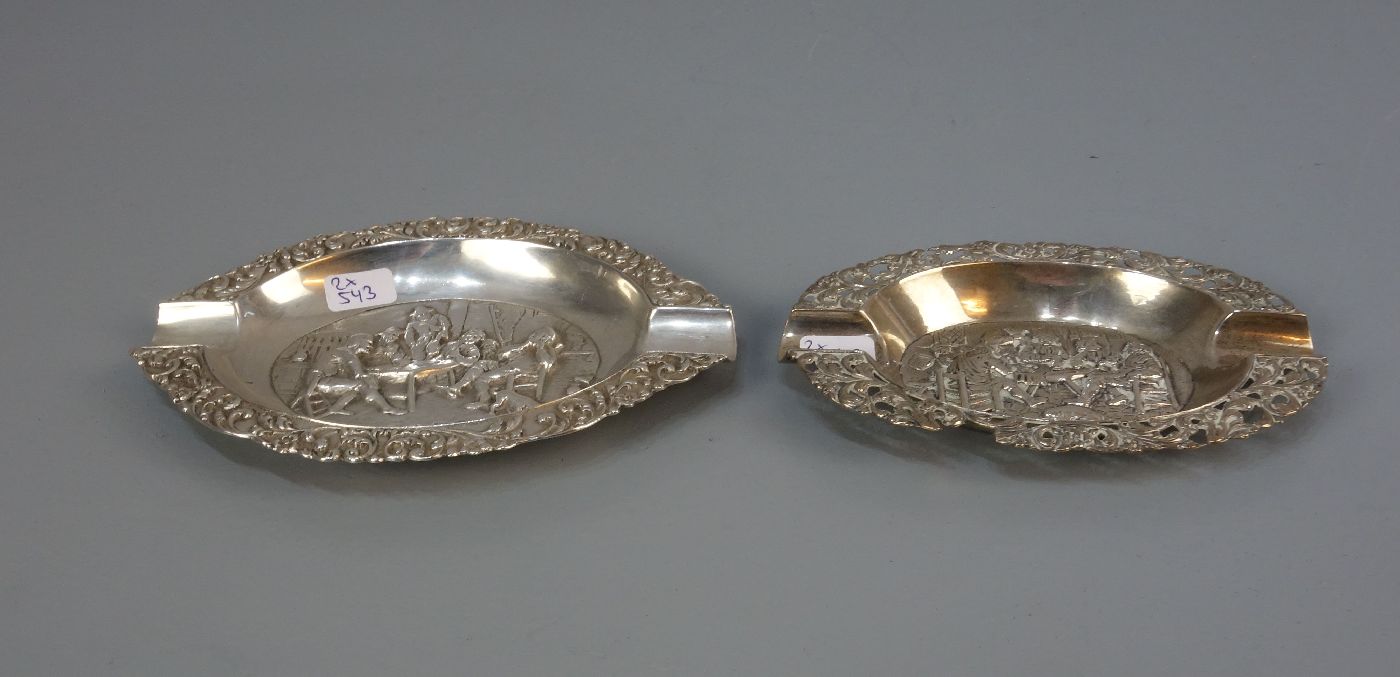 ZWEI ASCHER / SCHALEN / two silver ash trays, 1. H. 20. Jh., Niederlande, 833er Silber, zusammen - Bild 2 aus 3
