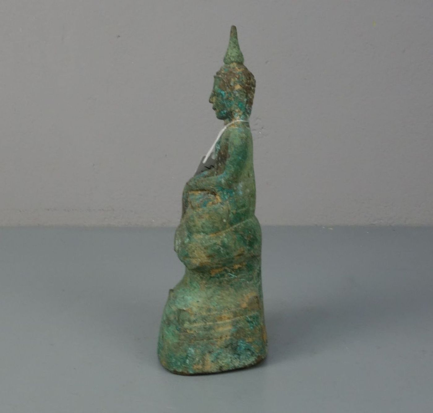 SKULPTUR / sculpture: "Buddha", Bronze, grün patiniert, Burma, Shan-Zeit (Tai Yai, 1315-1948, wohl - Image 2 of 5