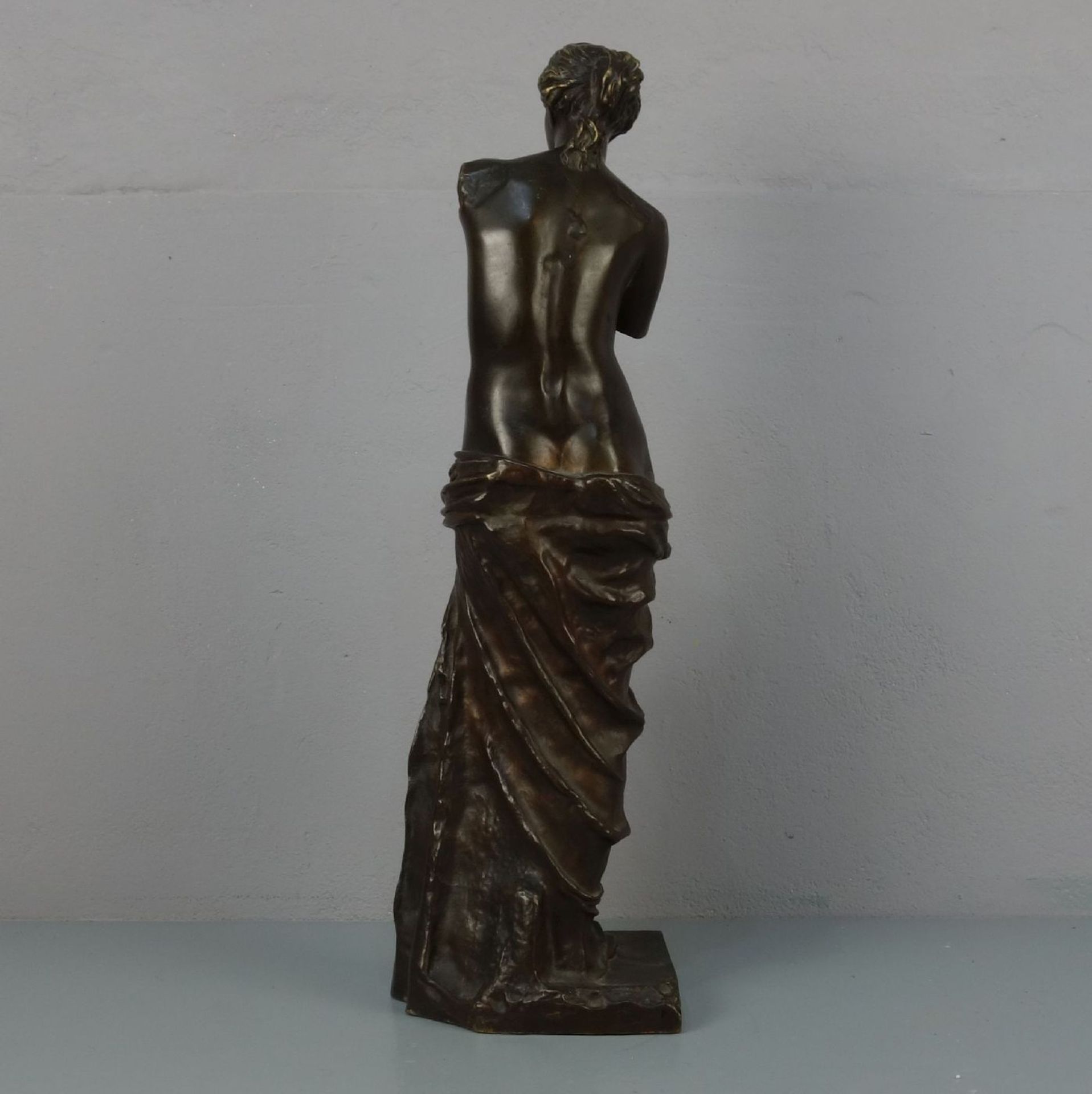 BRONZE - SKULPTUR / sculpture: "Venus von Milo (Aphrodite von Melos)", Bronzeguss, um 1900, nach - Bild 3 aus 4