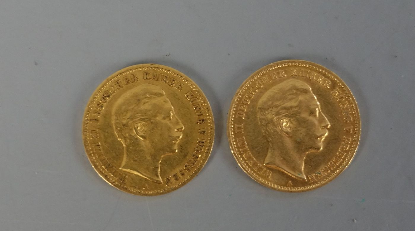 ZWEI REICHSGOLDMÜNZEN: 10 Mark, Wilhelm II. König von Preussen, 10 Mark, Jg. 1904 und 1890, - Image 2 of 2