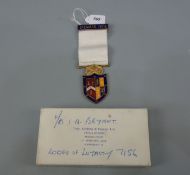 FREIMAURERORDEN / masonic medal, Manufaktur Toye Kenning & Spencer, Birmingham / England.