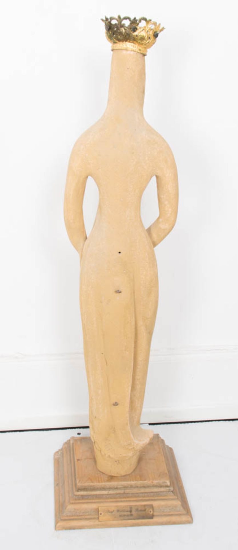 Skulptur der Madonna mit Kind auf Holzsockel. Stein/Metall/Holz. - Bild 7 aus 7
