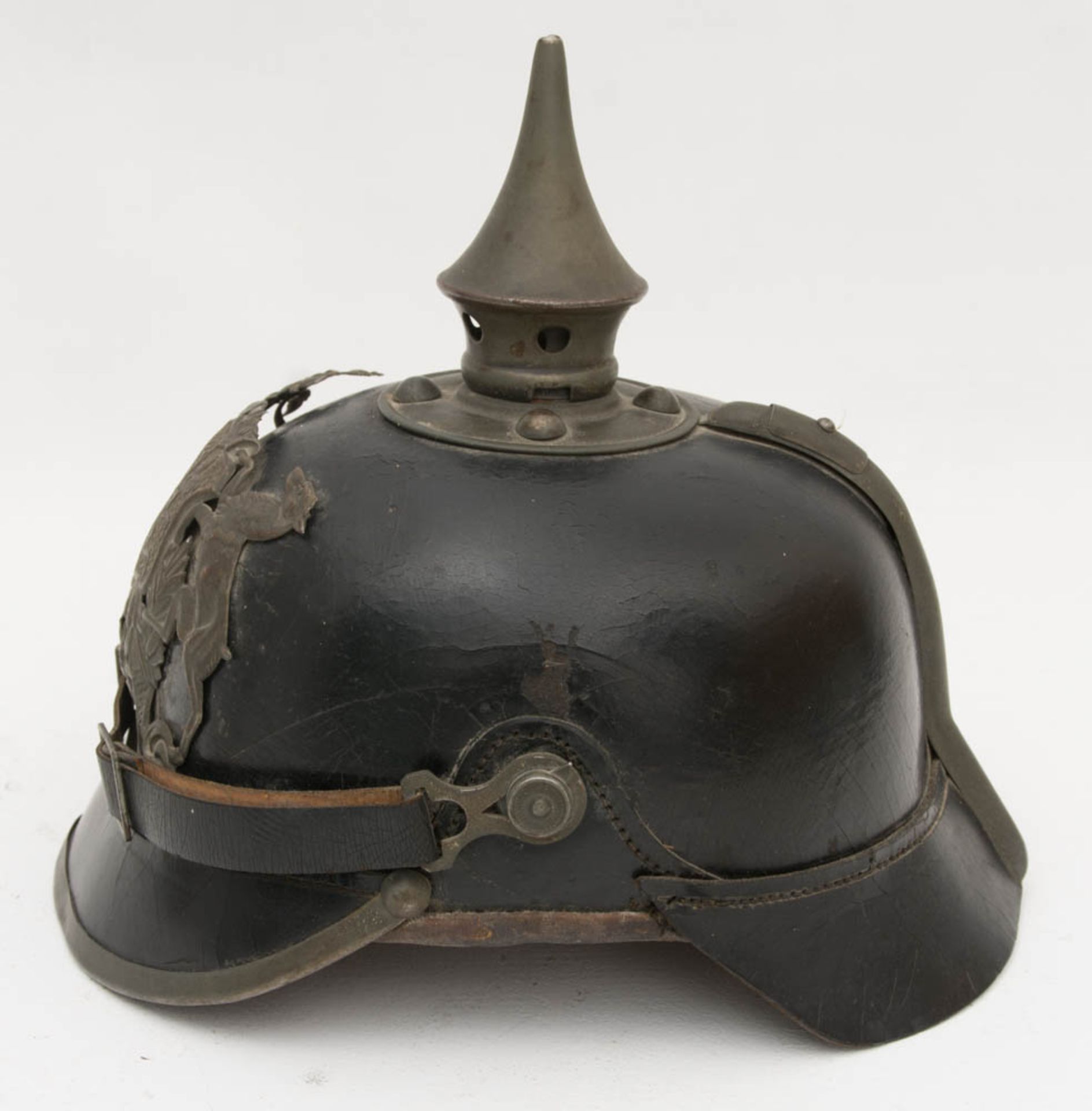 Pickelhaube Linieninfanterie-Regiment, Württemberg I. WK.Gebrauchs- und Altersspuren. - Bild 3 aus 9