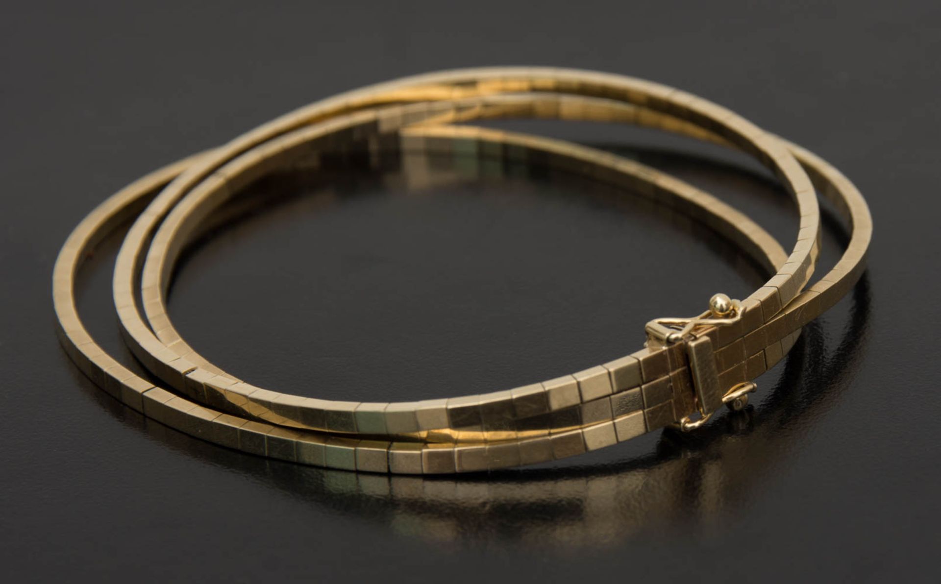 Schönes dreigliedriges Damenarmband, 585er Gelbgold.Sehr guter Zustand. Gesamtgewicht: 19,6 g. - Bild 3 aus 3