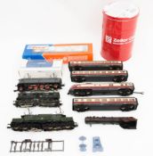 Konvolut Eisenbahnen und Wägen in sehr gutem Zustand.Leerkarton Zeller + Gmelin Museumswagen