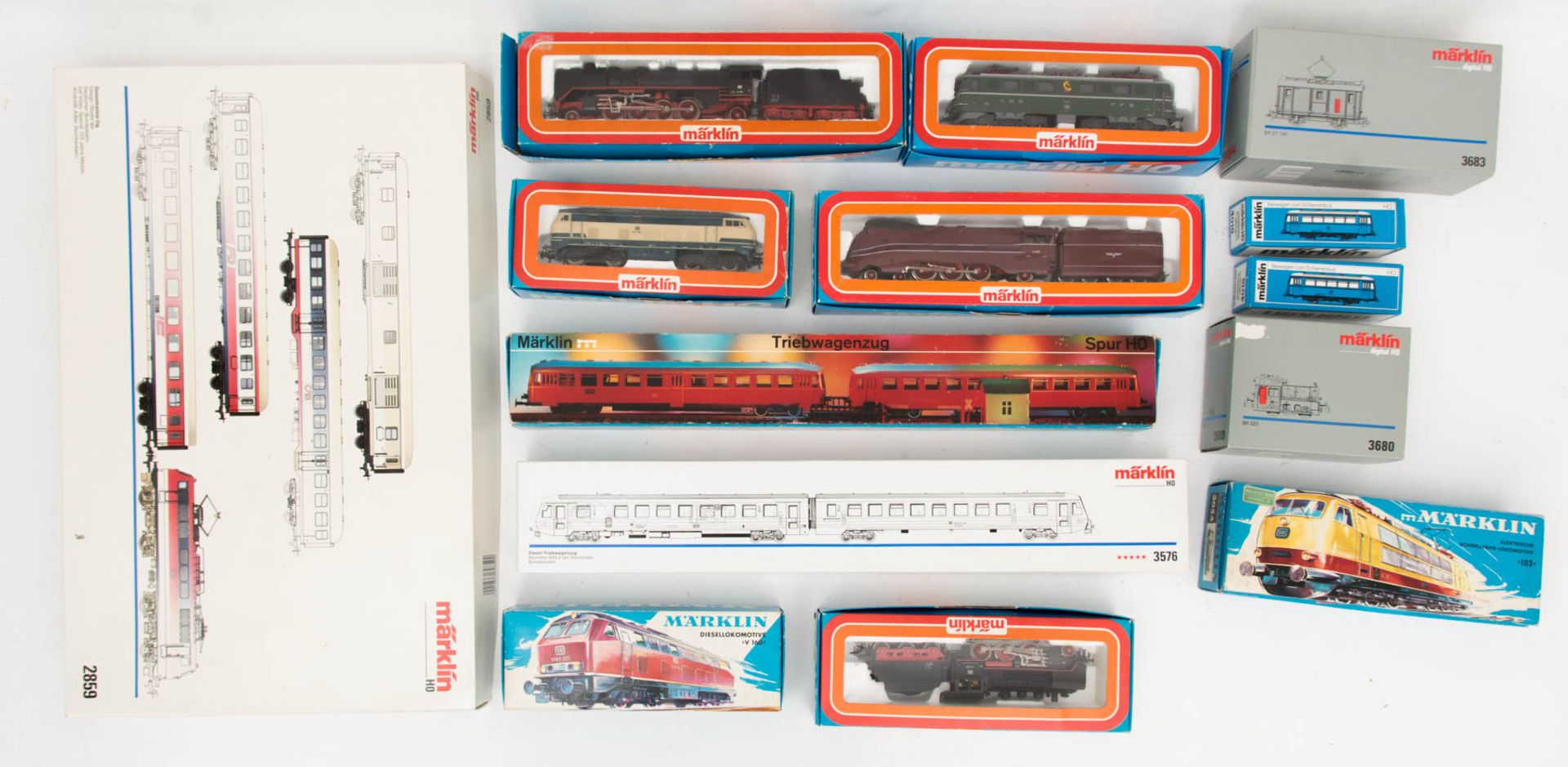 Konvolut Märklin Wagen in original Verpackung.Alle bespielt und nicht auf Funktion überprüft.