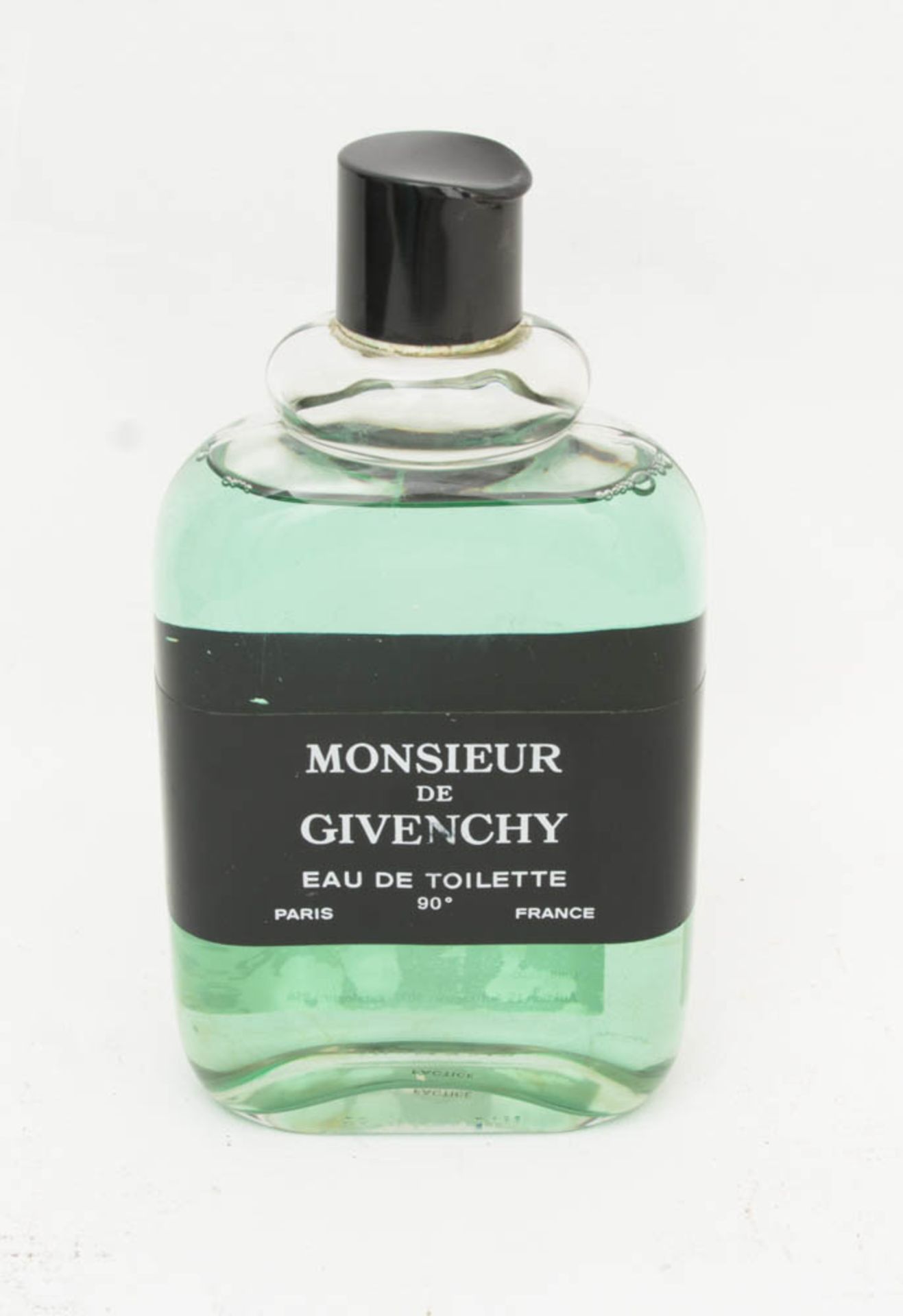 Großfactice von Monsieur de Givenchy, Eau de Toilette.Aus dem Nachlass der Schlossparfumerie