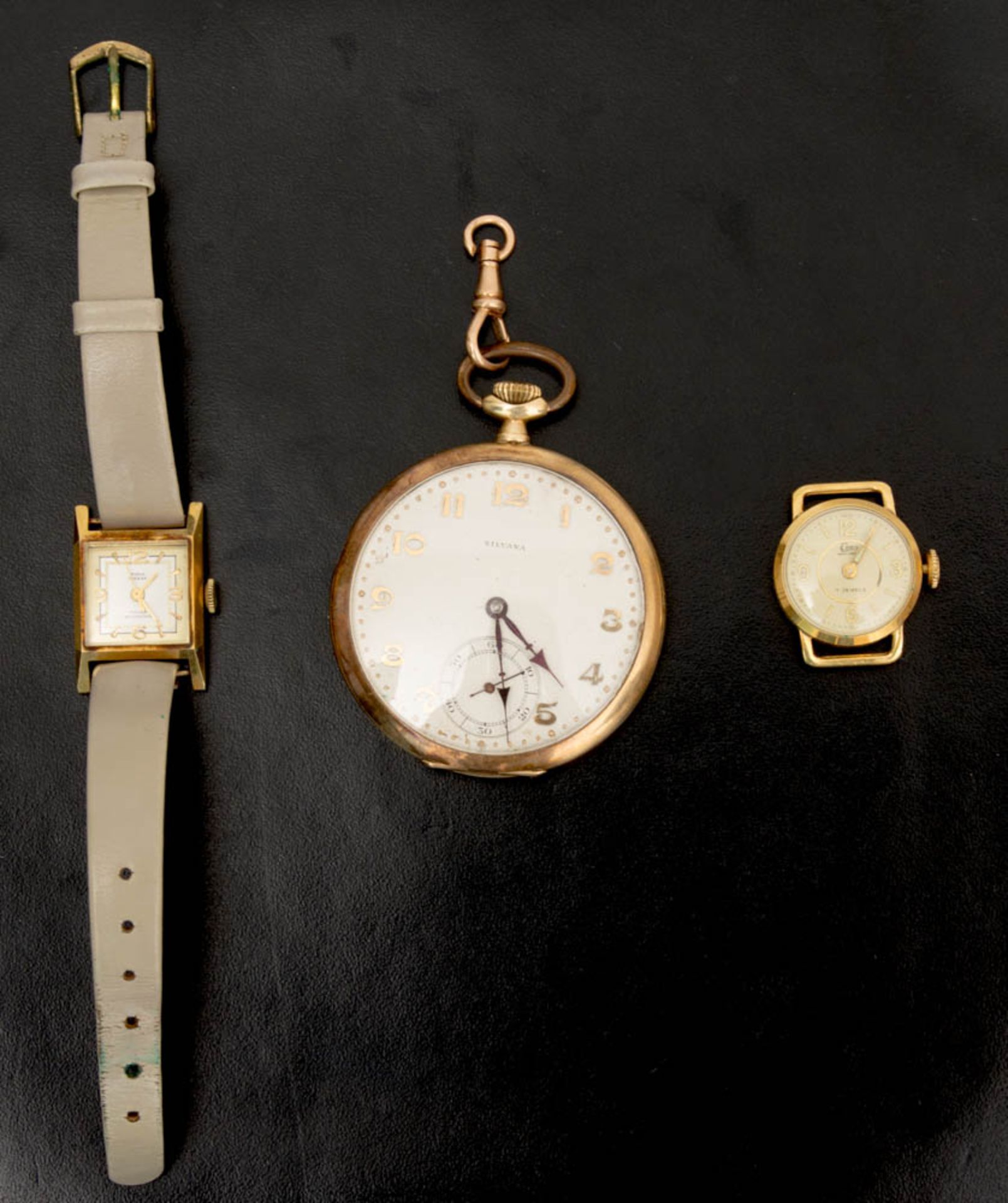 Konvolut von Taschen- und Armbanduhren.Bestehend aus:Damenarmbanduhr PARA KLASSE, Serie 17 Rubis, 14
